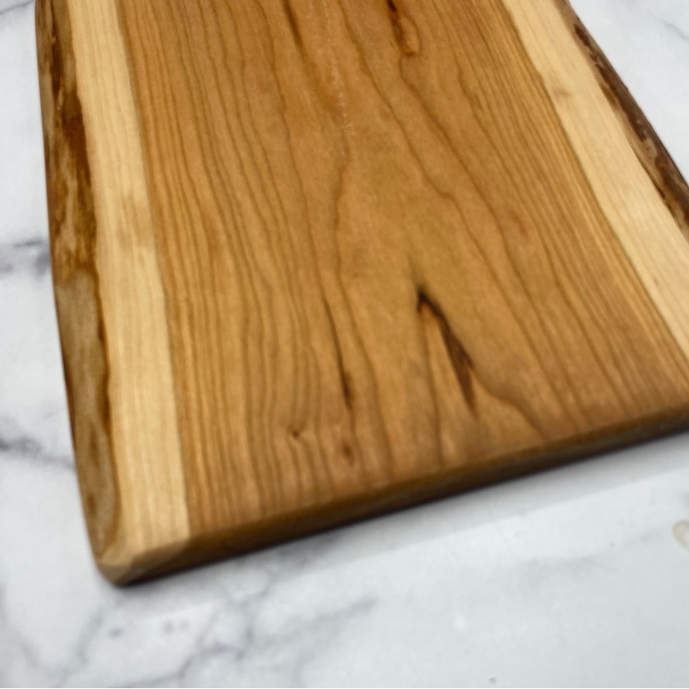Wooden Cutting Board with Handle - Picture 2 of 5